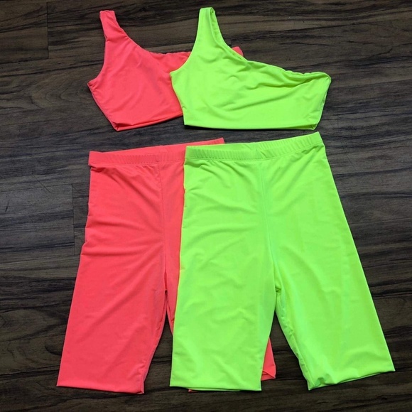 One Shoulder active biker short Set (neon pink) - Picture 4 of 5